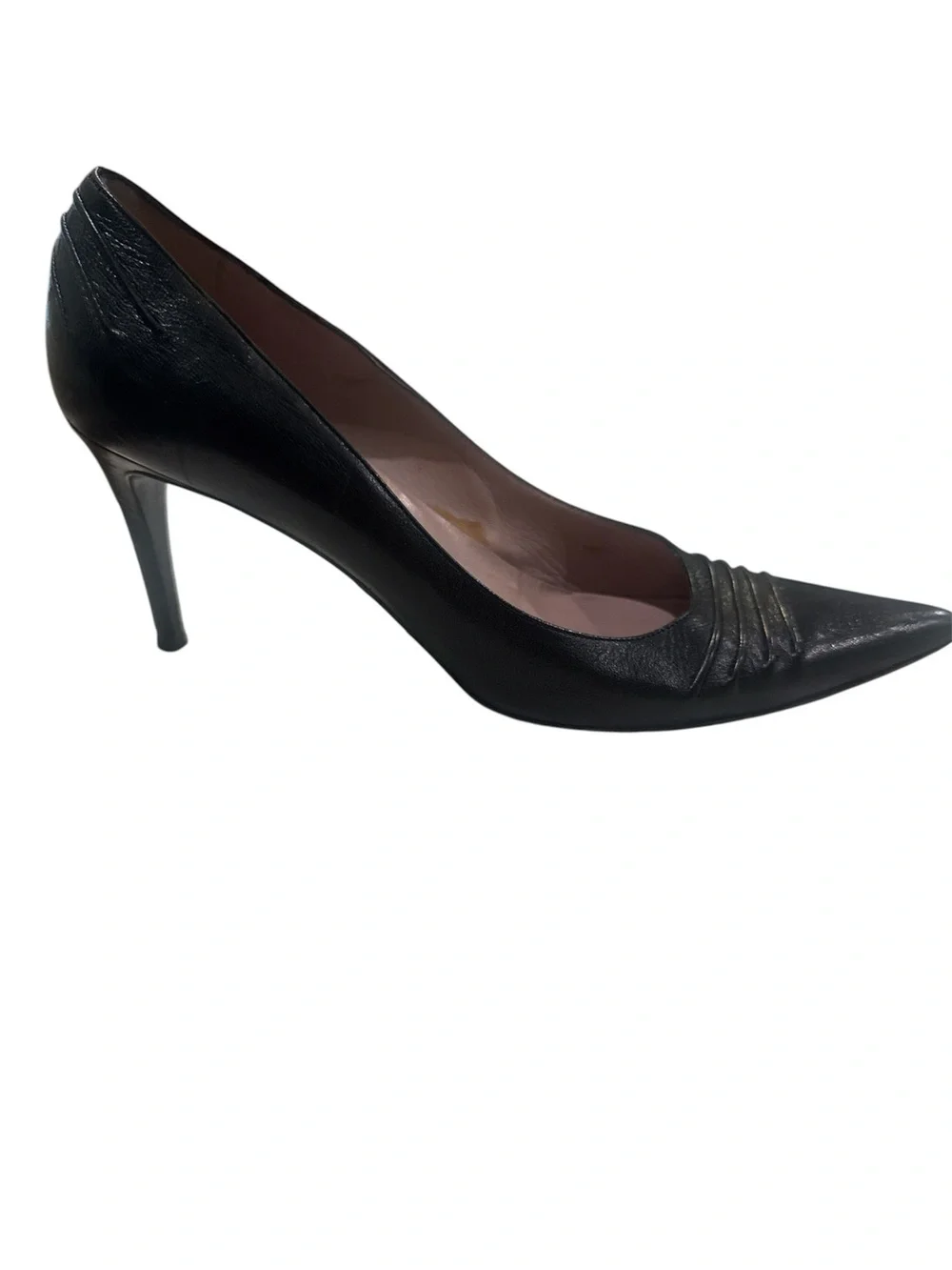 MaxMara Black Pointed Leather Pumps with Subtle Pleat Detail